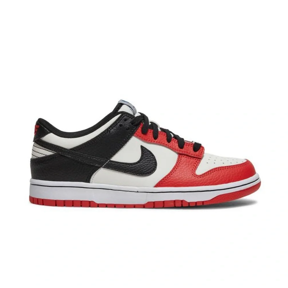Nike Dunk Low NBA Chicago Bulls Anniversary - Picture 5 of 5